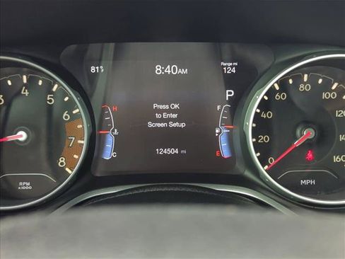 Used 2018 Jeep Compass Limited AWD/4WD image 13