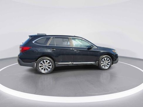 Used 2019 Subaru Outback 2.5i Touring w/ Popular Package #3A AWD/4WD image 8