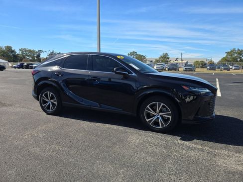 Used 2024 Lexus RX 350 FWD w/ Technology Package image 2