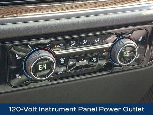 Used 2023 Chevrolet Silverado 1500 LT AWD/4WD image 14