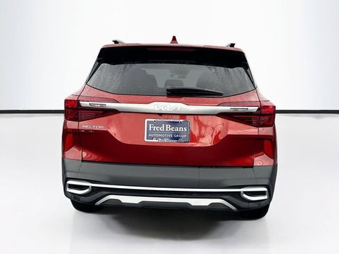 Used 2023 Kia Seltos S AWD/4WD image 6