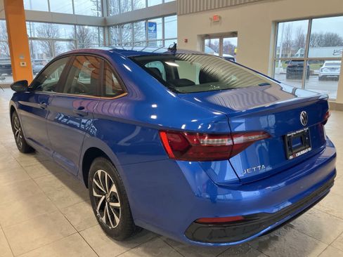 Used 2024 Volkswagen Jetta S image 7