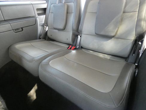 Used 2018 Ford Flex SEL w/ Equipment Group 202A image 46