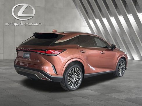 Certified 2023 Lexus RX 350 AWD w/ Accessory Package (Z1) image 6