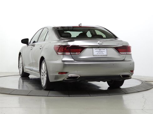 Used 2017 Lexus LS 460 AWD image 5