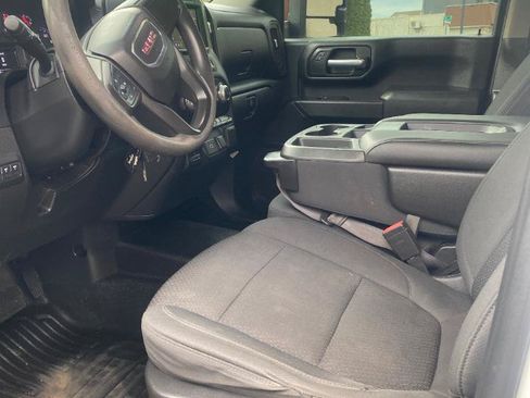 Used 2020 GMC Sierra 2500 4x4 Crew Cab w/ Convenience Package image 5