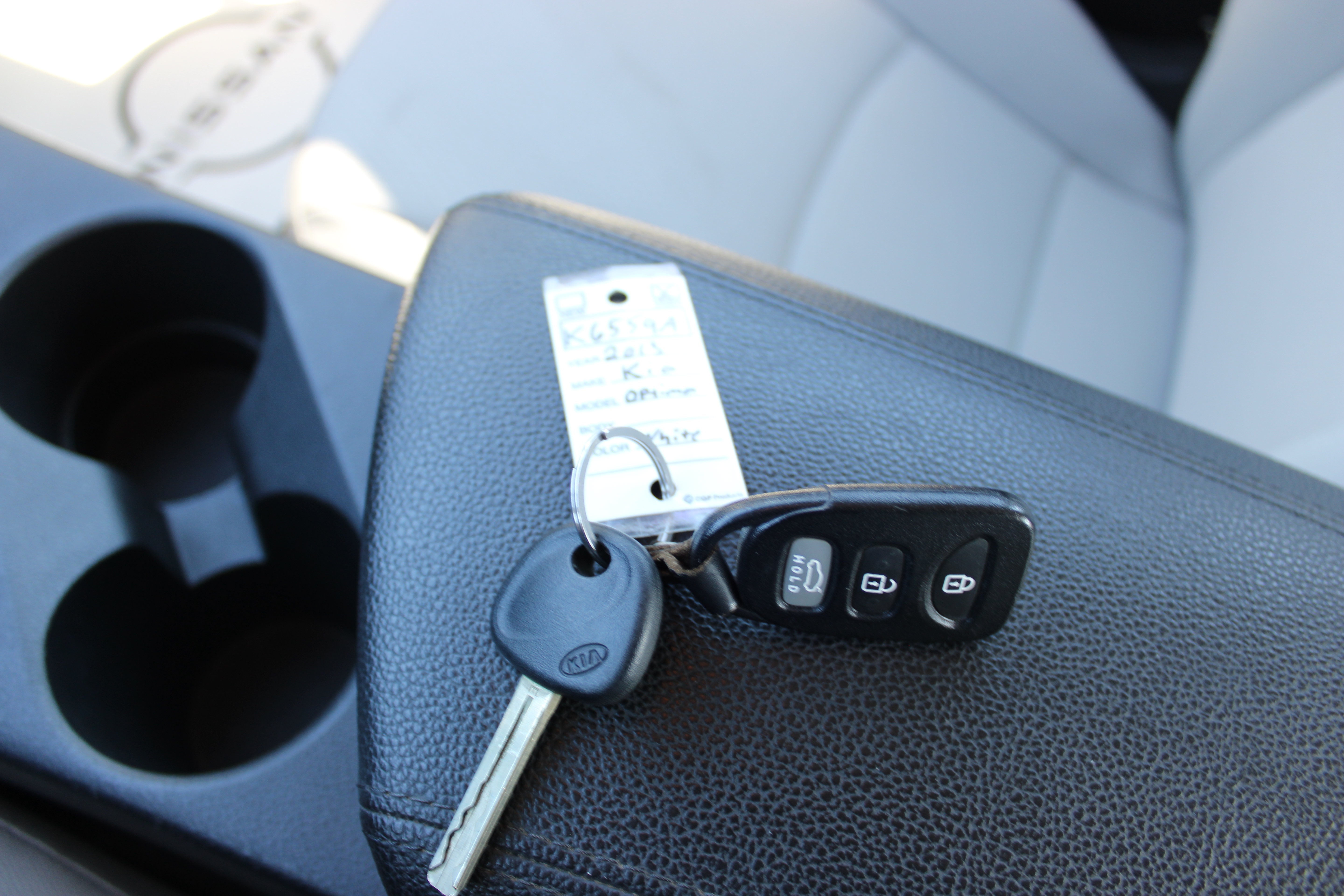 Used 2013 Kia Optima LX FWD image 29