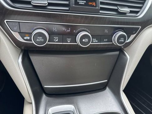 Used 2019 Honda Accord EX-L image 28
