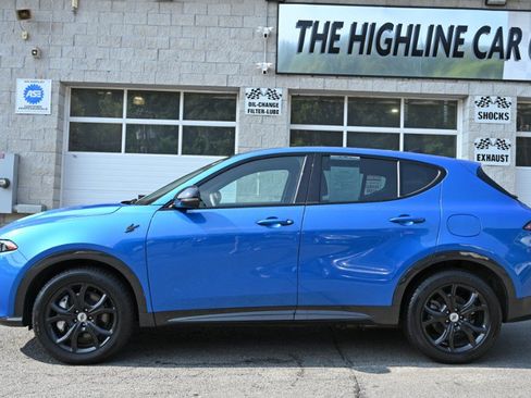 Used 2024 Dodge Hornet R/T Plus w/ R/T Blacktop Package AWD/4WD image 3