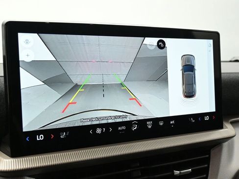 New 2025 Ford Explorer Active w/ Active Comfort Package image 47