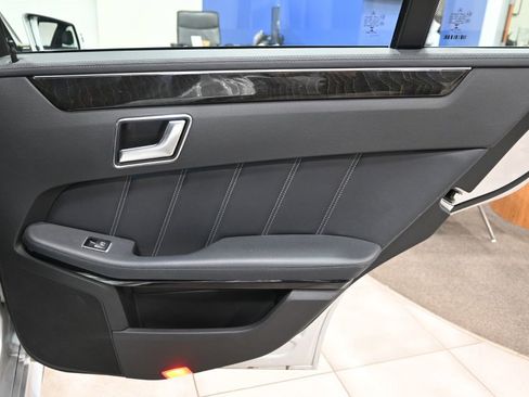 Used 2016 Mercedes-Benz E 400 E400 4MATIC image 17