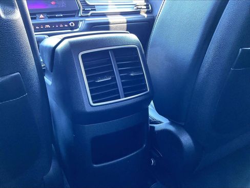 Used 2023 Kia Sportage SX image 27