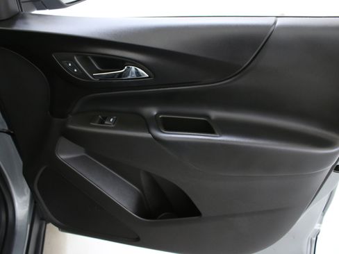 Used 2024 Chevrolet Equinox LT w/ LPO, Floor Liner Package FWD image 32