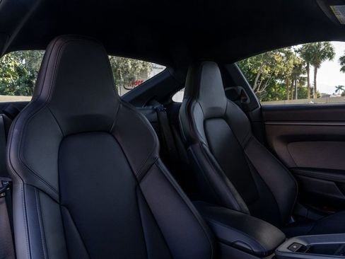 Used 2021 Porsche 911 Carrera image 22