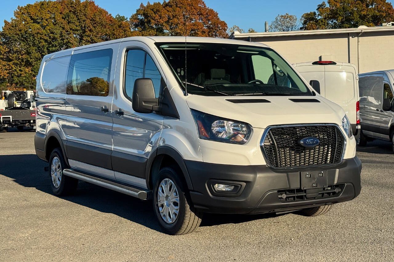 Used 2025 Ford Transit 250 Low Roof w/ Exterior Upgrade Package RWD image 1
