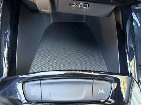 Used 2024 Chevrolet Trax RS w/ Driver Confidence Package FWD image 23