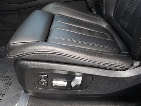 Used 2022 BMW X5 xDrive40i w/ M Sport Package AWD/4WD image 31