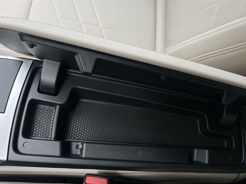 Used 2025 BMW X1 xDrive28i w/ Technology Package image 21