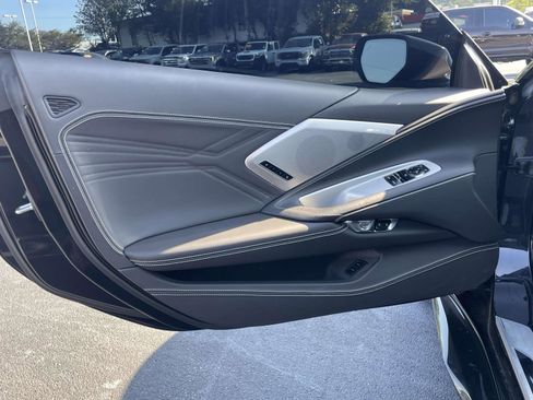 Used 2024 Chevrolet Corvette Z06 RWD image 12