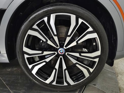Used 2023 BMW X7 M60i w/ Executive Package AWD/4WD image 12
