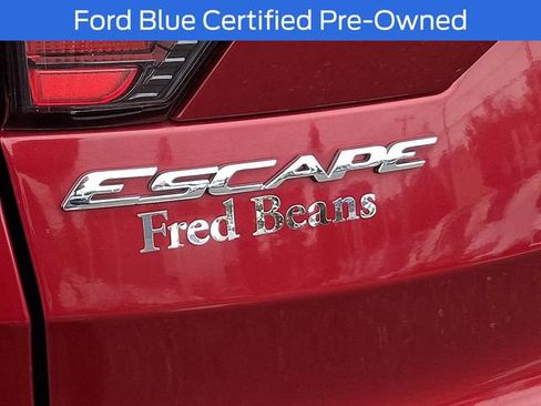 Certified 2018 Ford Escape Titanium AWD/4WD image 37