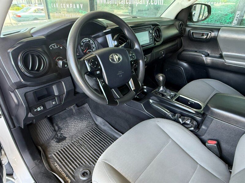 Used 2019 Toyota Tacoma SR AWD/4WD image 18