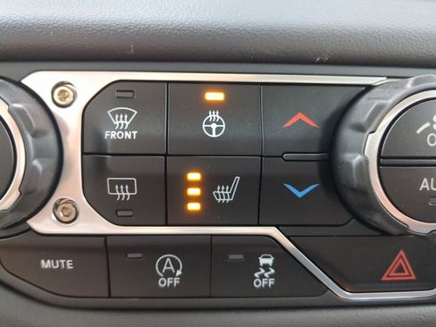 New 2025 Jeep Wrangler Unlimited Rubicon w/ Steel Bumper Group image 7