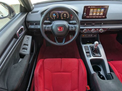 Used 2025 Honda Civic Type R image 14