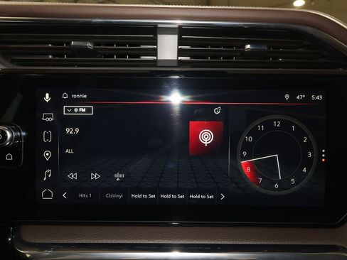 Certified 2025 GMC Sierra 2500 Denali w/ Denali Reserve Package image 13