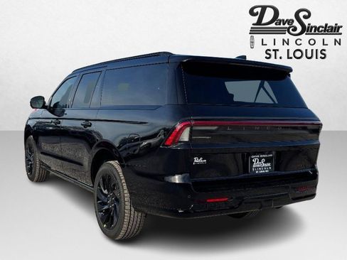 New 2026 Lincoln Navigator L Reserve w/ Jet Appearance Package image 7