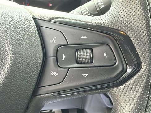 Used 2025 Chevrolet TrailBlazer LT image 23