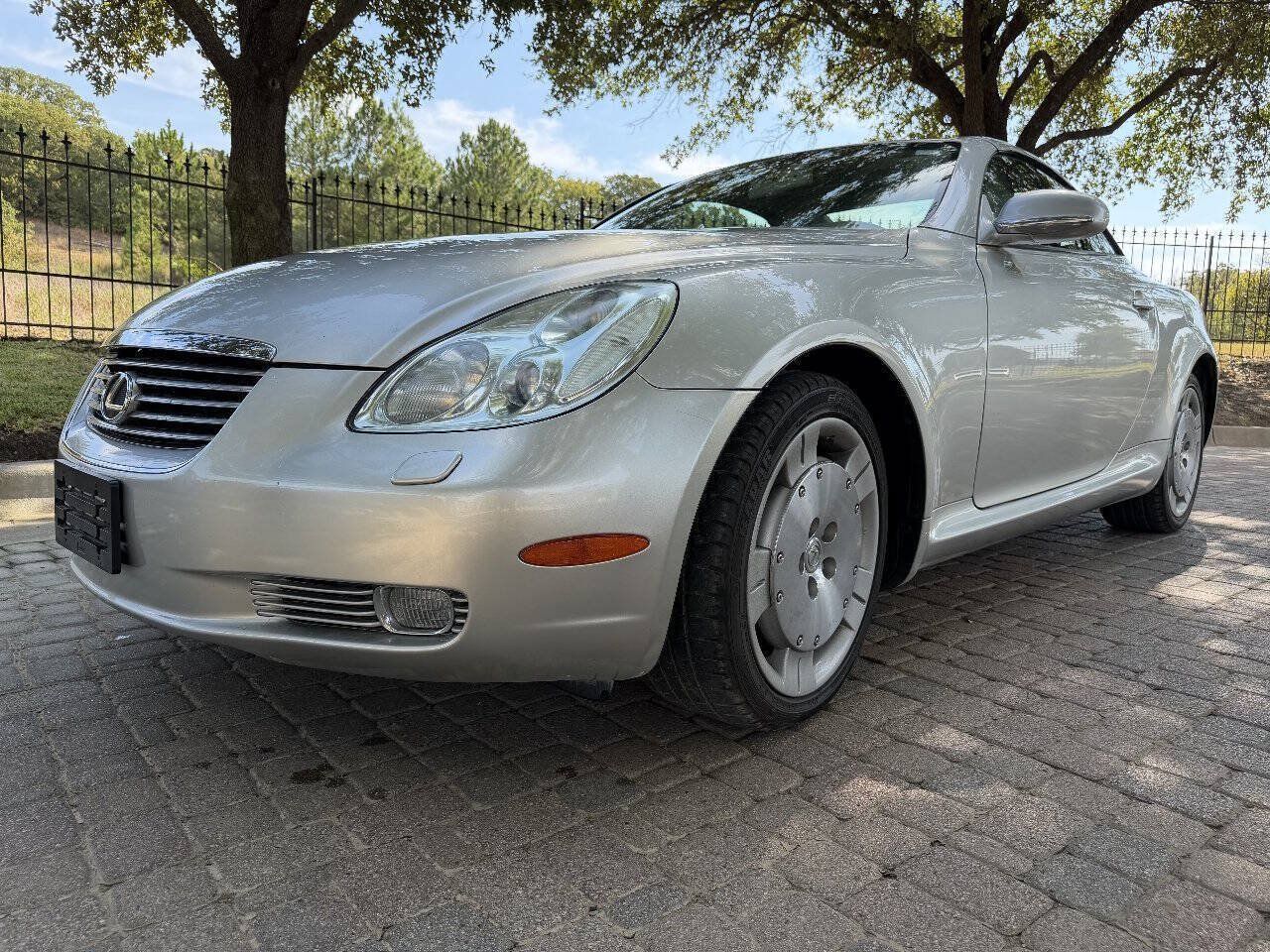 Used 2002 Lexus SC 430 Convertible RWD image 7