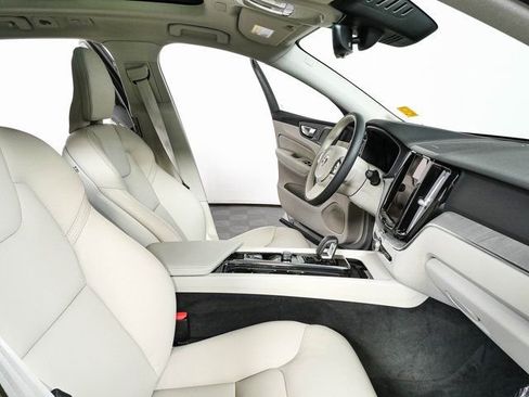 Used 2025 Volvo XC60 T8 Plus w/ Protection Package Premier AWD/4WD image 23