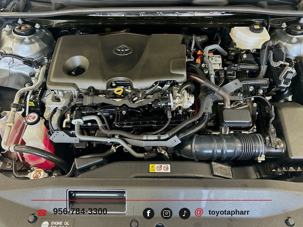 Used 2025 Toyota Camry XLE w/ Premium Package FWD image 30
