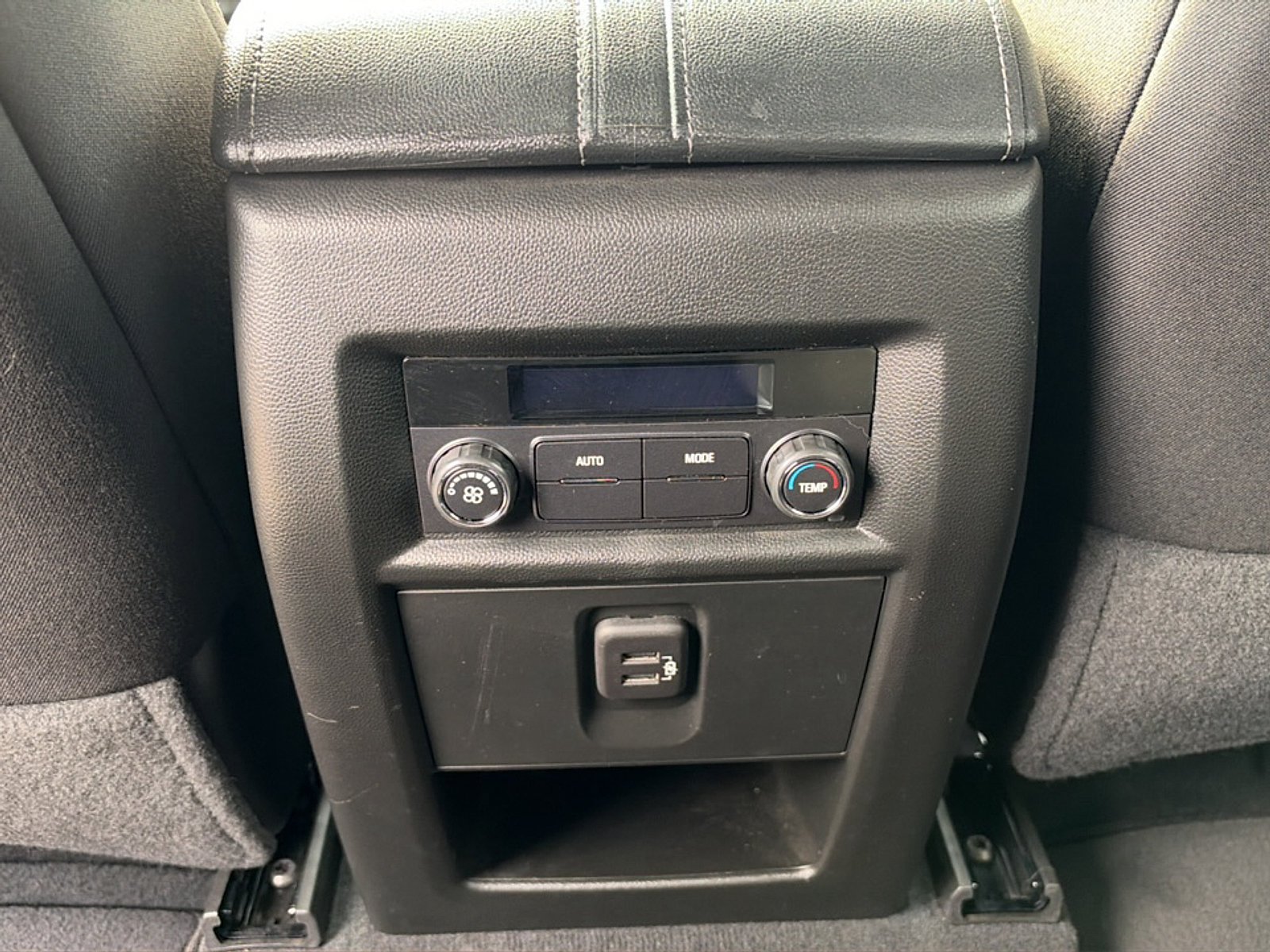 Used 2023 Chevrolet Traverse LT FWD image 21