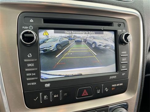 Used 2015 GMC Acadia Denali image 23
