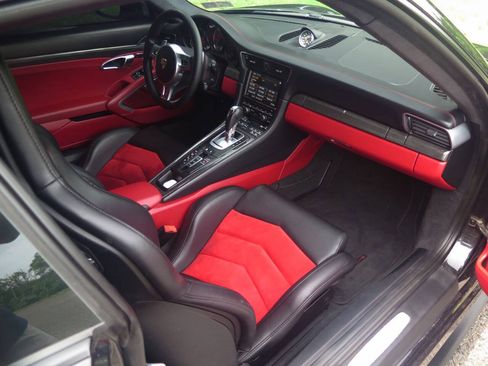Used 2014 Porsche 911 Turbo S AWD/4WD image 18