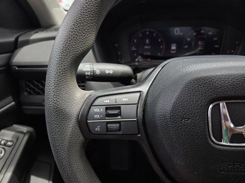 Used 2024 Honda Accord EX image 22