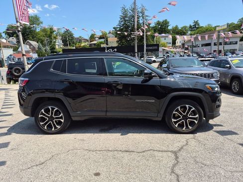 Used 2023 Jeep Compass Limited AWD/4WD image 5