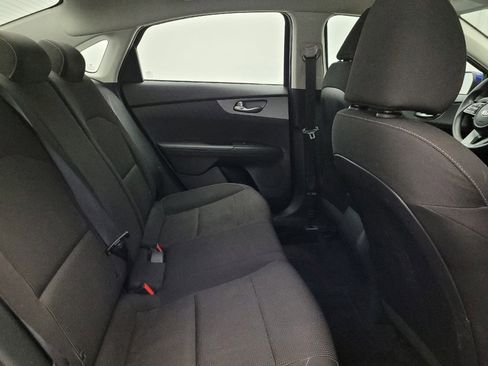 Used 2021 Kia Forte LXS image 19