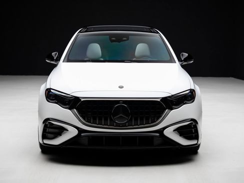 Used 2026 Mercedes-Benz E 53 AMG e 4MATIC Sedan image 7