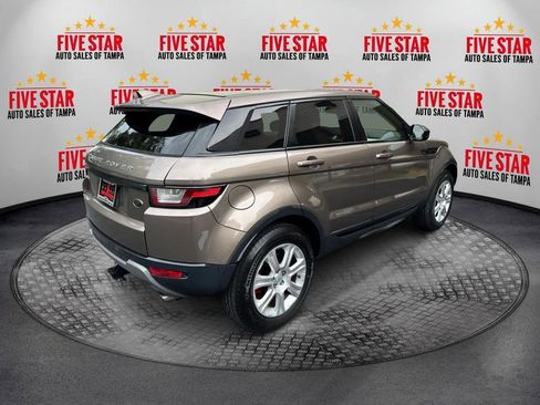 Used 2016 Land Rover Range Rover Evoque SE image 7