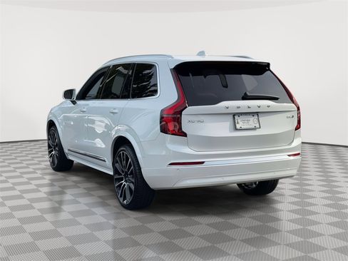 Used 2026 Volvo XC90 B6 Plus w/ Protection Package image 5