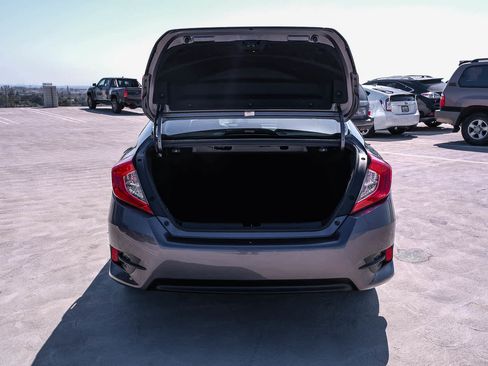 Used 2018 Honda Civic EX-T image 27