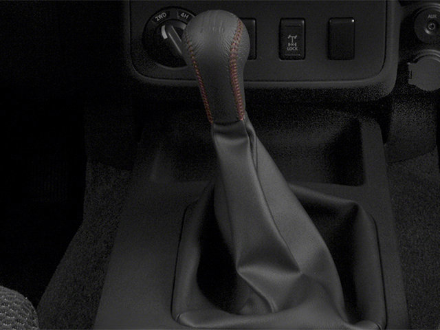 Used 2014 Nissan Xterra PRO-4X AWD/4WD image 13