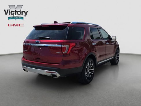 Used 2017 Ford Explorer Platinum AWD/4WD image 18