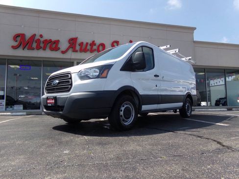 Used 2018 Ford Transit 150 130 Low Roof RWD image 41