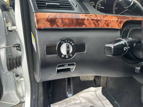 Used 2008 Mercedes-Benz S 550 image 13