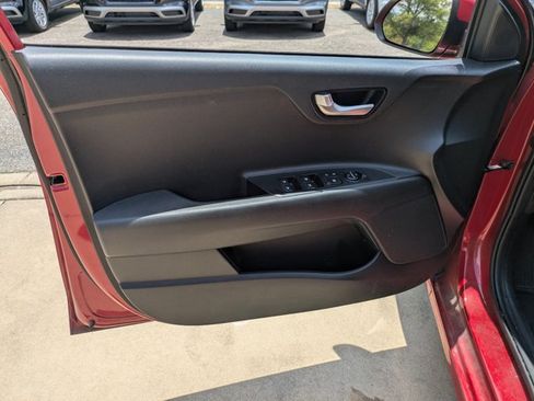 Used 2020 Kia Rio S w/ Technology Package FWD image 8
