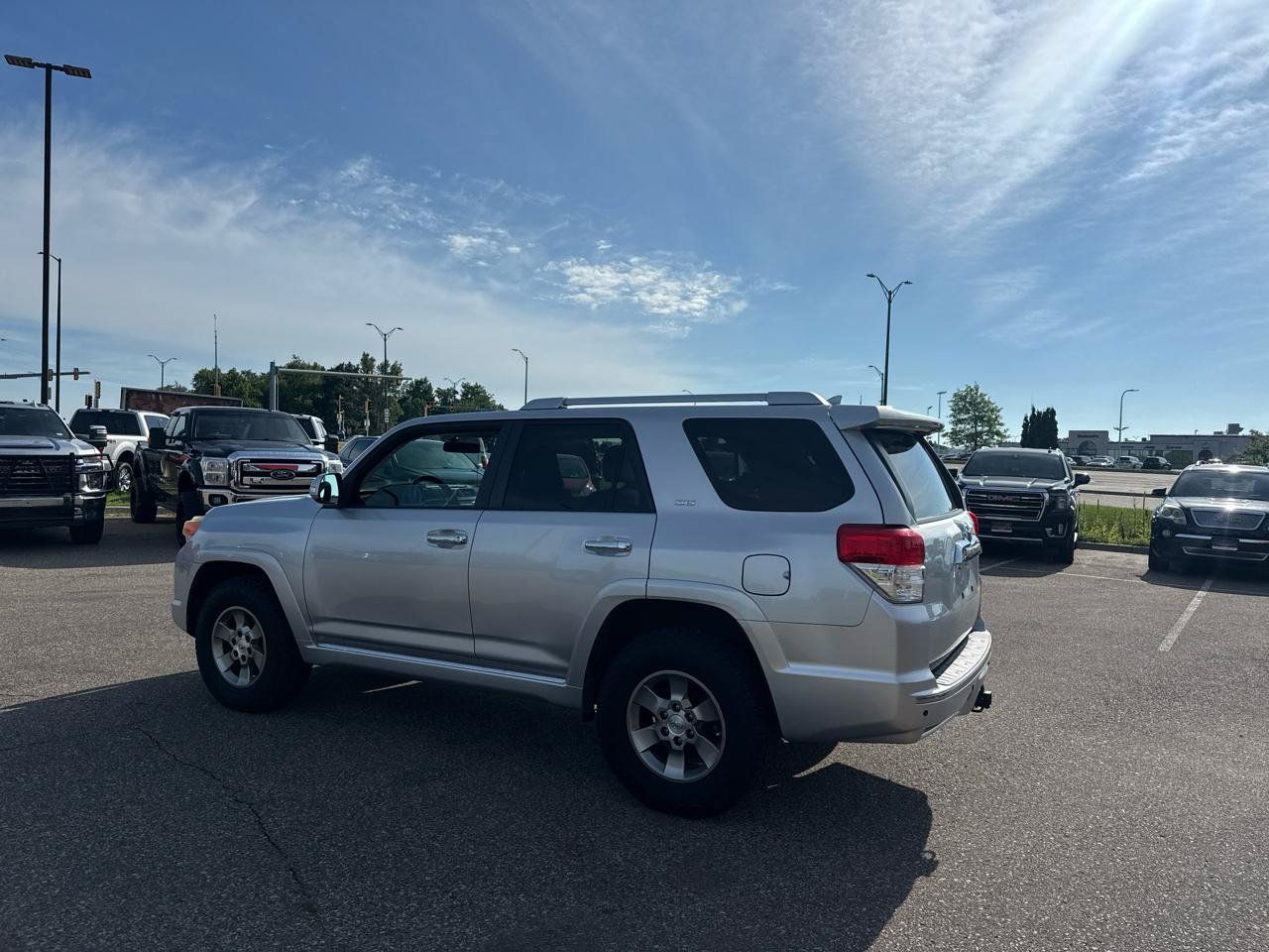 Used 2010 Toyota 4Runner SR5 AWD/4WD image 3